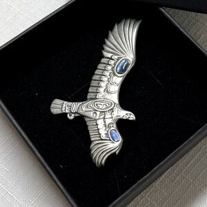Pewter Eagle Brooch Pin
Blue Accents
Stunning!